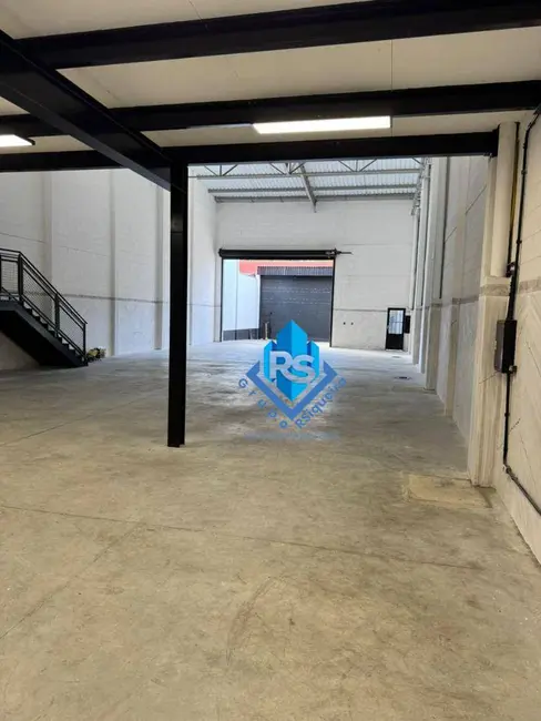 Armazém / Galpão para alugar, 400m2 em Vila Nogueira, Diadema - SP - imagem 6 Foto 6 de Armazém / Galpão para alugar, 400m2 em Vila Nogueira, Diadema - SP