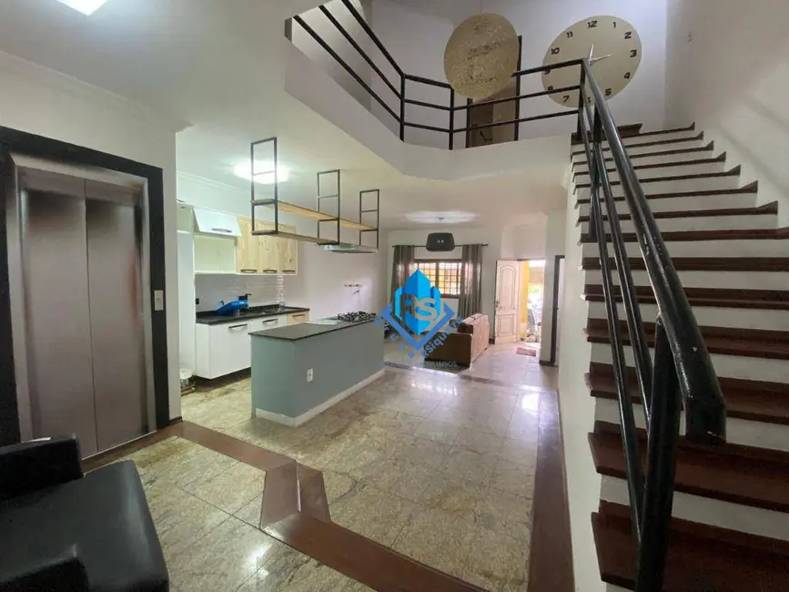 Foto 1 de Sobrado com 3 quartos para alugar, 135m2 em Nova Petrópolis, Sao Bernardo Do Campo - SP