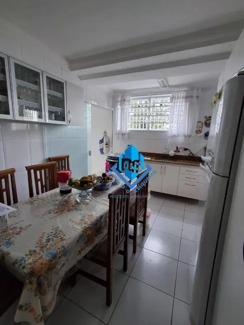 Sobrado com 3 quartos à venda, 414m2 em Sao Bernardo Do Campo - SP - imagem 4 Foto 4 de Sobrado com 3 quartos à venda, 414m2 em Sao Bernardo Do Campo - SP