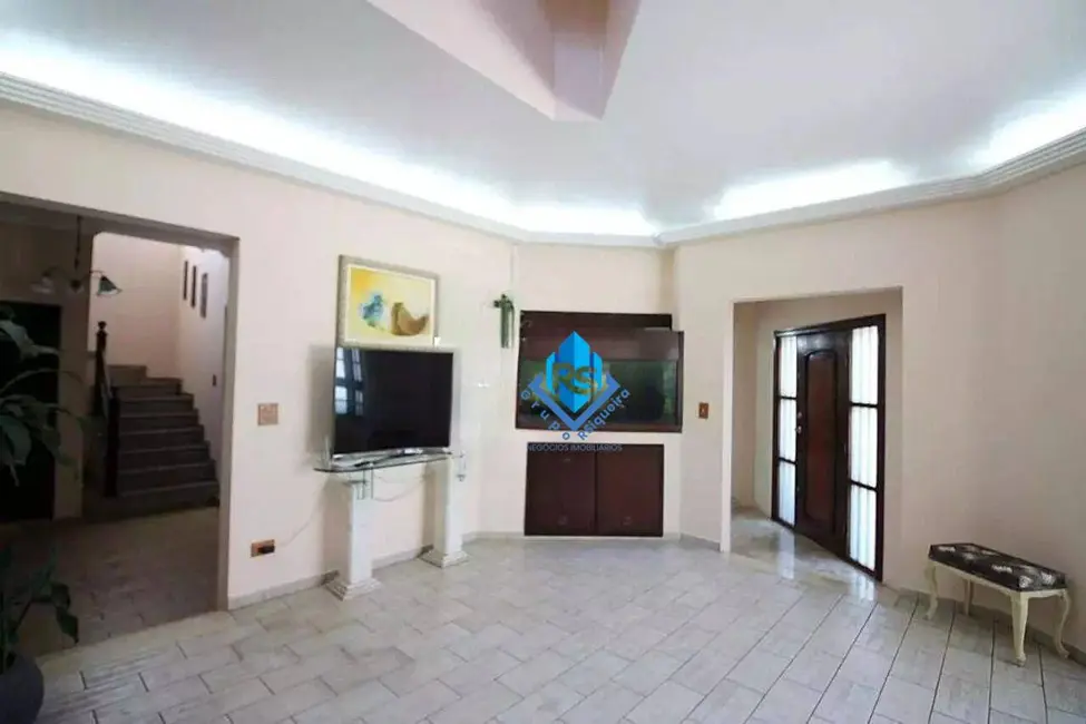 Foto 2 de Sobrado com 4 quartos à venda, 300m2 em Parque dos Pássaros, Sao Bernardo Do Campo - SP