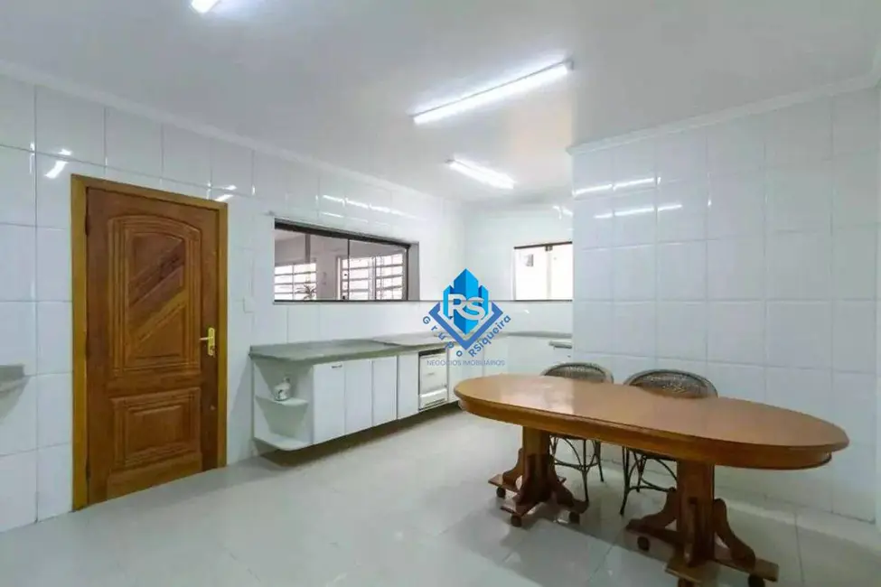 Foto 6 de Sobrado com 3 quartos à venda, 200m2 em Sao Bernardo Do Campo - SP