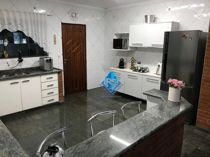 Foto 5 de Sobrado com 3 quartos à venda, 280m2 em Santa Maria, Santo Andre - SP