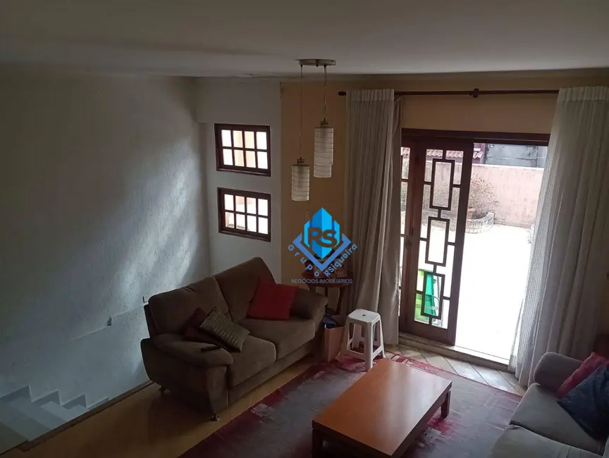 Sobrado com 3 quartos à venda, 111m2 em Sao Bernardo Do Campo - SP - imagem 5 Foto 5 de Sobrado com 3 quartos à venda, 111m2 em Sao Bernardo Do Campo - SP