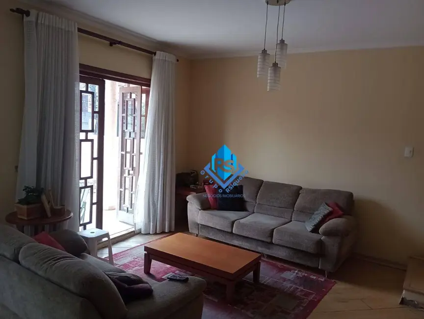 Sobrado com 3 quartos à venda, 111m2 em Sao Bernardo Do Campo - SP - imagem 6 Foto 6 de Sobrado com 3 quartos à venda, 111m2 em Sao Bernardo Do Campo - SP