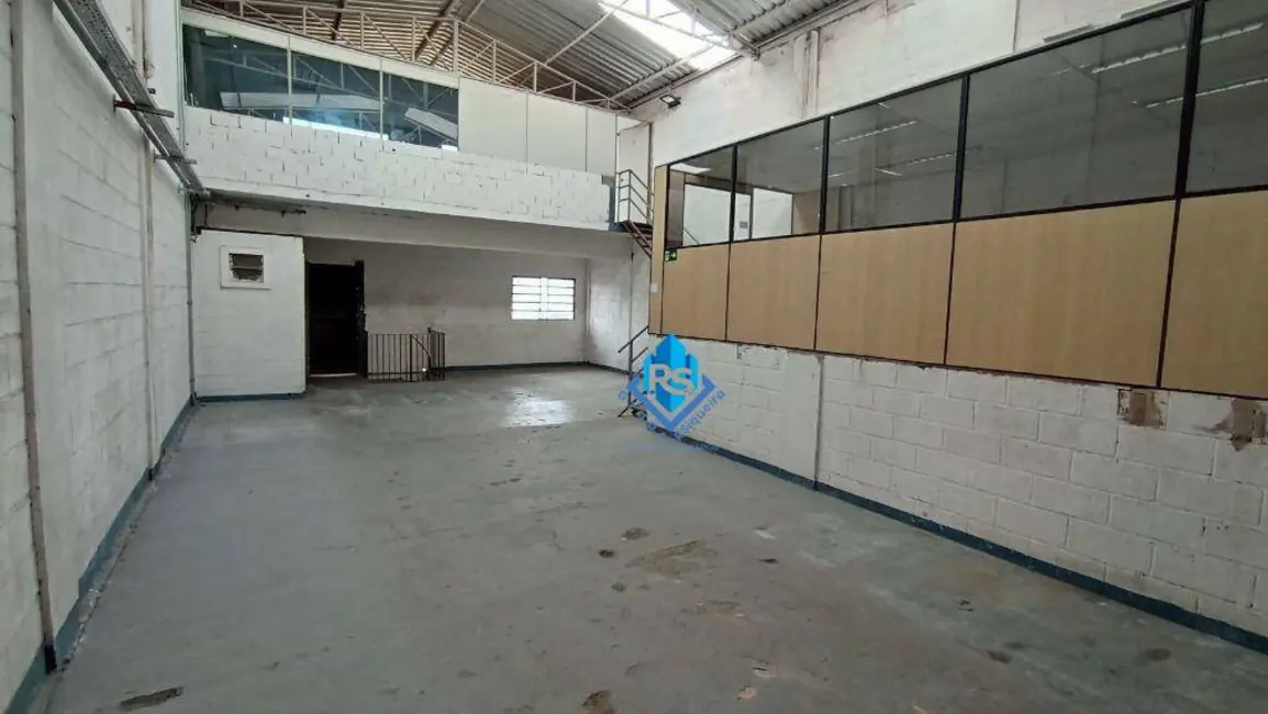 Armazém / Galpão para alugar, 250m2 em Nova Petrópolis, Sao Bernardo Do Campo - SP - imagem 2 Foto 2 de Armazém / Galpão para alugar, 250m2 em Nova Petrópolis, Sao Bernardo Do Campo - SP
