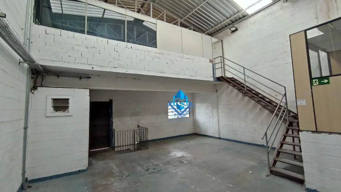 Armazém / Galpão para alugar, 250m2 em Nova Petrópolis, Sao Bernardo Do Campo - SP - imagem 9 Foto 9 de Armazém / Galpão para alugar, 250m2 em Nova Petrópolis, Sao Bernardo Do Campo - SP