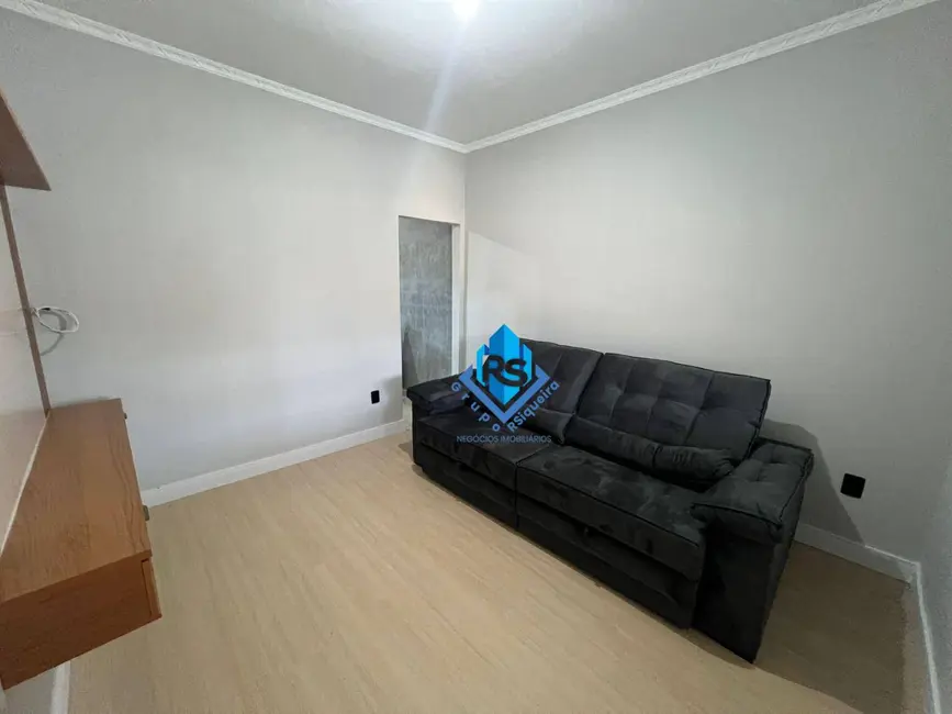 Casa com 2 quartos à venda, 125m2 em Praia Grande - SP - imagem 3 Foto 3 de Casa com 2 quartos à venda, 125m2 em Praia Grande - SP