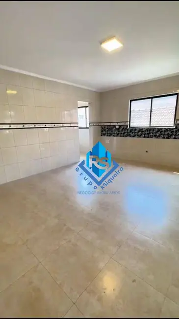 Foto 5 de Sobrado com 6 quartos à venda, 152m2 em Marapé, Santos - SP