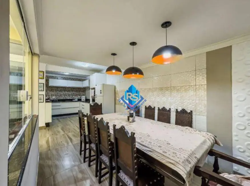 Casa com 3 quartos à venda, 230m2 em Sao Bernardo Do Campo - SP - imagem 1 Foto 1 de Casa com 3 quartos à venda, 230m2 em Sao Bernardo Do Campo - SP