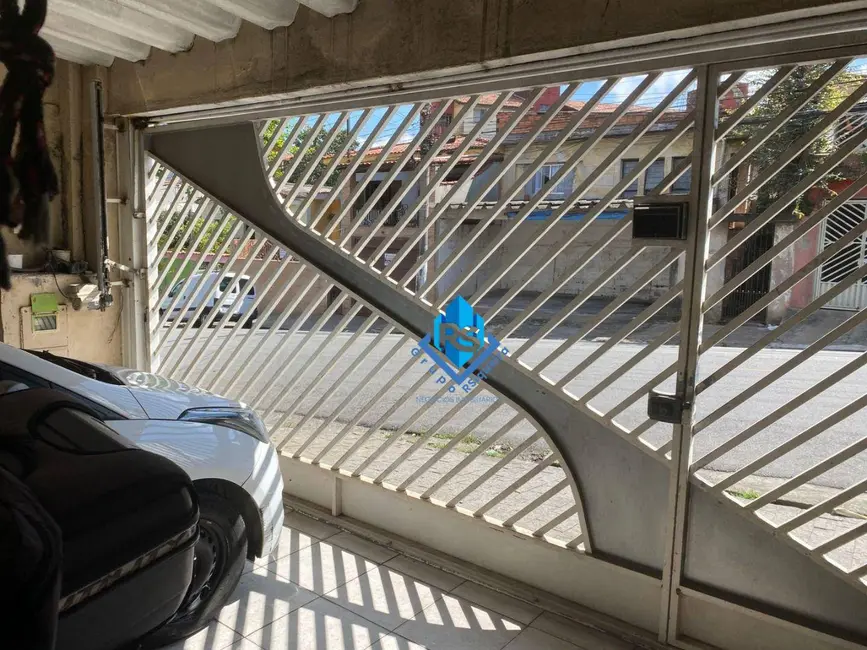 Casa com 2 quartos à venda, 125m2 em Sao Bernardo Do Campo - SP - imagem 1 Foto 1 de Casa com 2 quartos à venda, 125m2 em Sao Bernardo Do Campo - SP