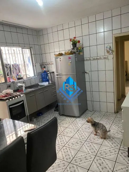 Casa com 2 quartos à venda, 125m2 em Sao Bernardo Do Campo - SP - imagem 9 Foto 9 de Casa com 2 quartos à venda, 125m2 em Sao Bernardo Do Campo - SP