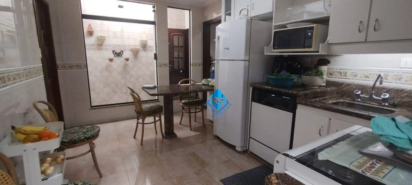 Sobrado com 2 quartos à venda, 143m2 em Sao Bernardo Do Campo - SP - imagem 9 Foto 9 de Sobrado com 2 quartos à venda, 143m2 em Sao Bernardo Do Campo - SP