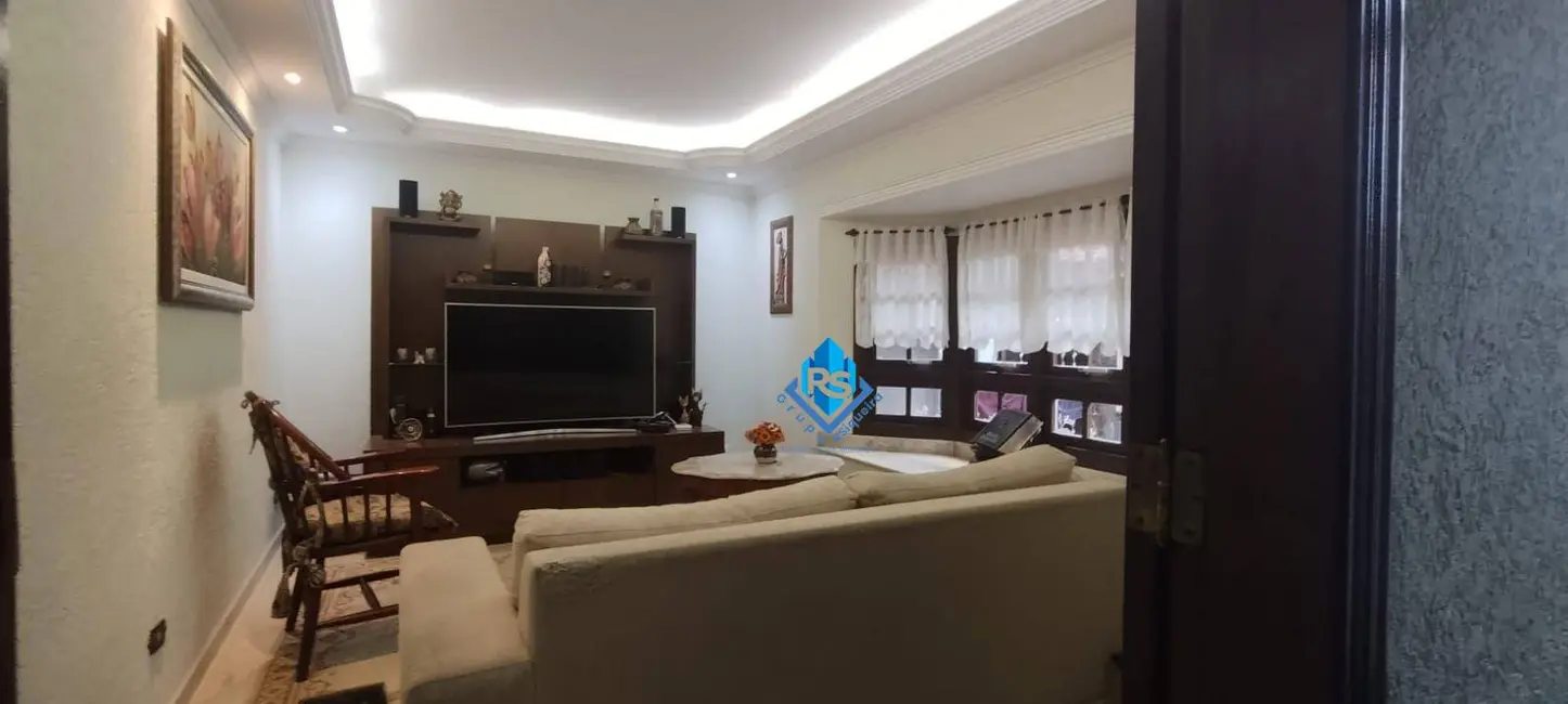 Sobrado com 2 quartos à venda, 143m2 em Sao Bernardo Do Campo - SP - imagem 1 Foto 1 de Sobrado com 2 quartos à venda, 143m2 em Sao Bernardo Do Campo - SP