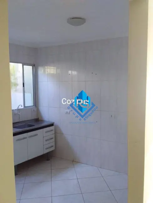 Foto 2 de Casa com 2 quartos para alugar, 60m2 em Centro, Diadema - SP