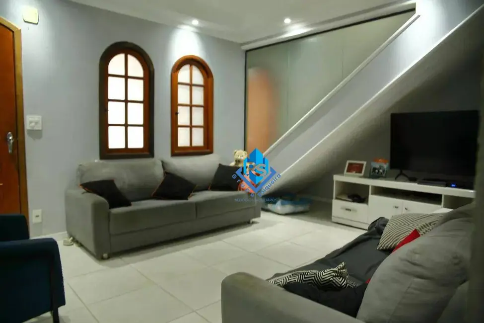 Foto 1 de Sobrado com 4 quartos para alugar, 230m2 em Sao Bernardo Do Campo - SP