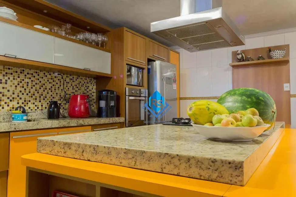 Sobrado com 4 quartos à venda, 139m2 em Sao Bernardo Do Campo - SP - imagem 9 Foto 9 de Sobrado com 4 quartos à venda, 139m2 em Sao Bernardo Do Campo - SP