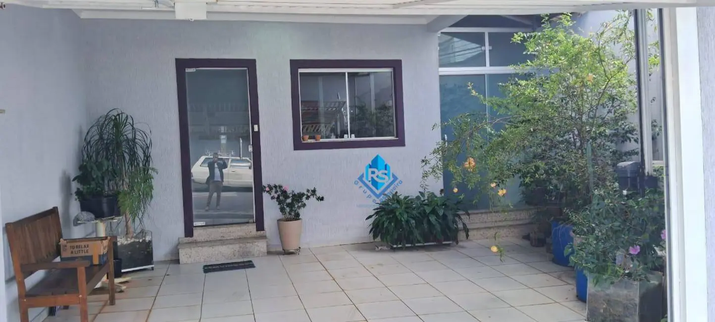 Foto 1 de Sobrado com 2 quartos à venda e para alugar, 76m2 em Jardim Santo Antônio, Santo Andre - SP