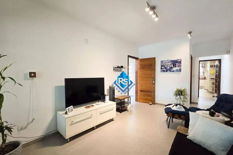 Sobrado com 3 quartos à venda, 165m2 em Sao Bernardo Do Campo - SP - imagem 4 Foto 4 de Sobrado com 3 quartos à venda, 165m2 em Sao Bernardo Do Campo - SP