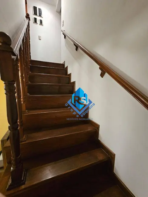 Foto 9 de Sobrado com 3 quartos à venda, 147m2 em Vila Pires, Santo Andre - SP