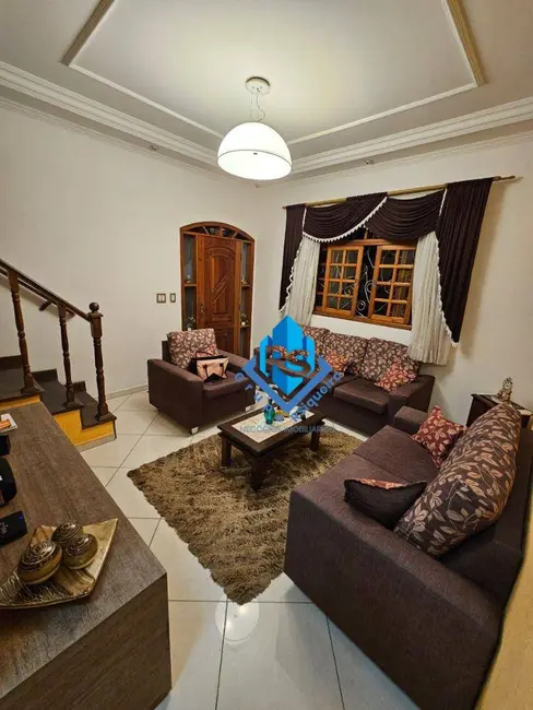 Foto 3 de Sobrado com 3 quartos à venda, 147m2 em Vila Pires, Santo Andre - SP