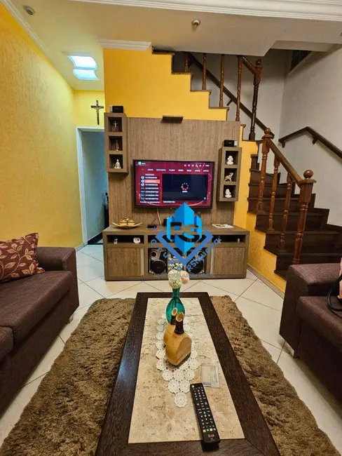 Foto 2 de Sobrado com 3 quartos à venda, 147m2 em Vila Pires, Santo Andre - SP