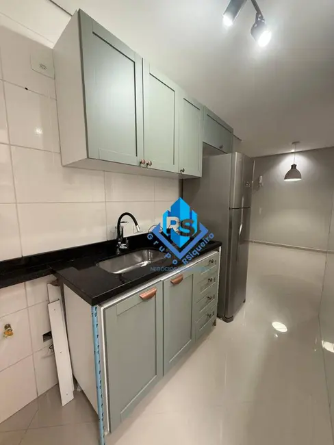 Foto 4 de Apartamento com 2 quartos para alugar, 55m2 em Vila Eldízia, Santo Andre - SP