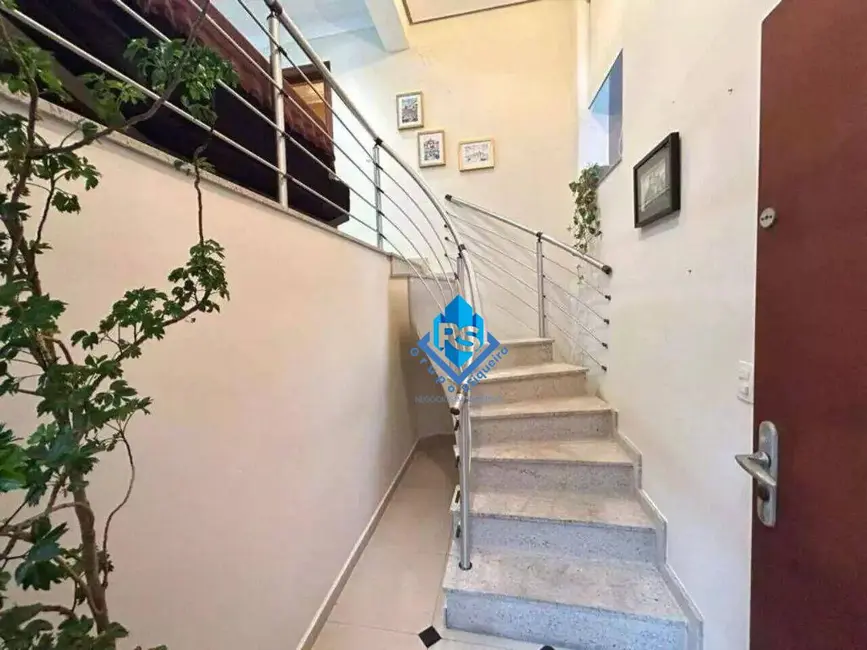 Foto 4 de Casa com 2 quartos à venda, 247m2 em Sao Bernardo Do Campo - SP