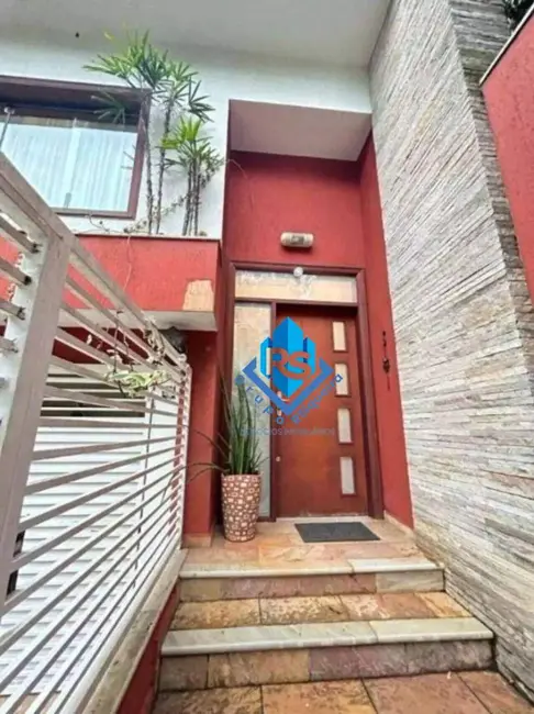 Foto 2 de Casa com 2 quartos à venda, 247m2 em Sao Bernardo Do Campo - SP