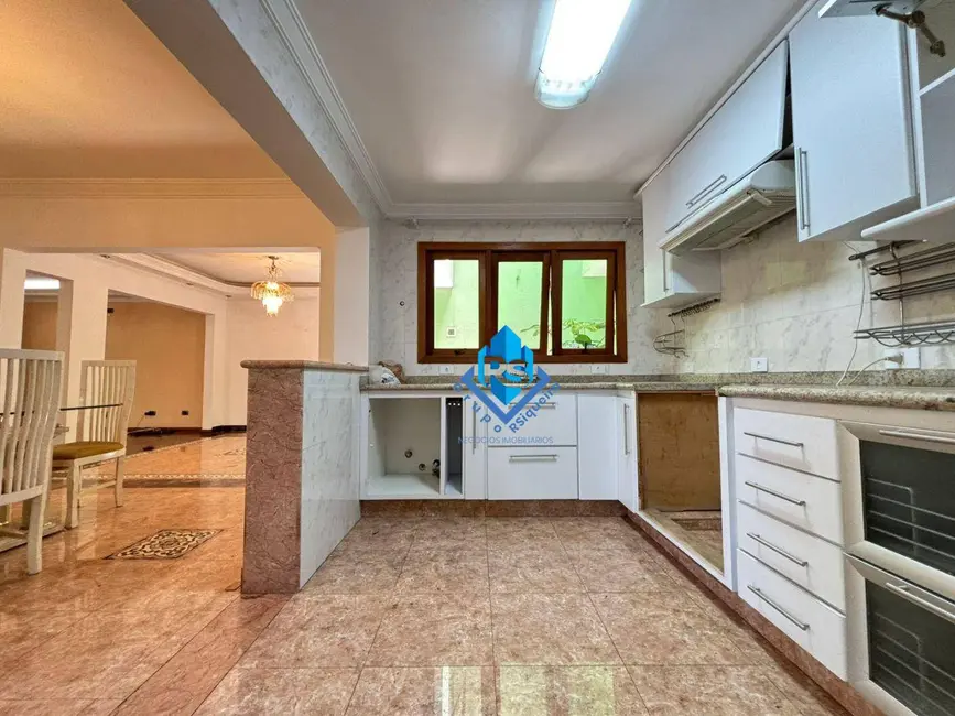 Sobrado com 3 quartos para alugar, 249m2 em Sao Bernardo Do Campo - SP - imagem 9 Foto 9 de Sobrado com 3 quartos para alugar, 249m2 em Sao Bernardo Do Campo - SP