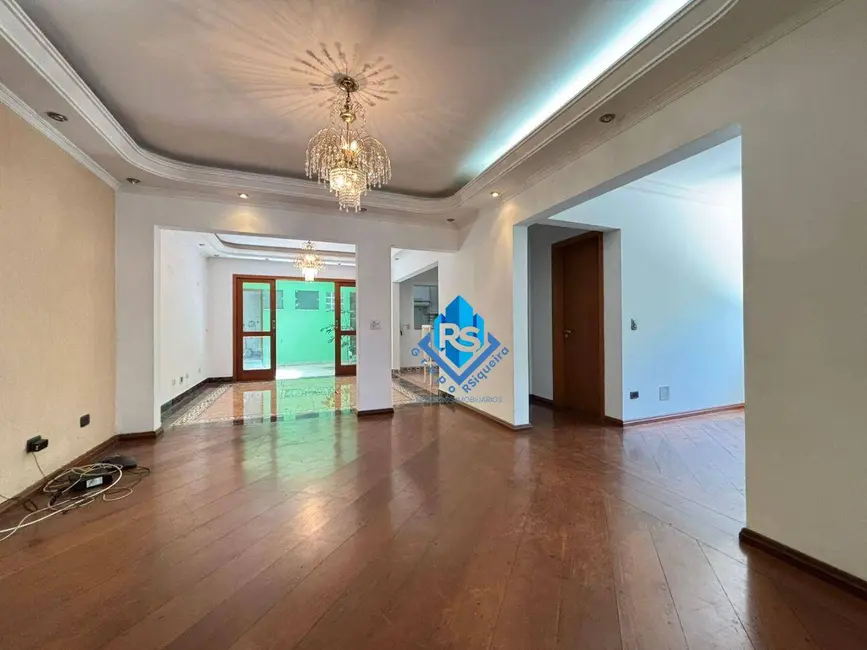 Sobrado com 3 quartos para alugar, 249m2 em Sao Bernardo Do Campo - SP - imagem 5 Foto 5 de Sobrado com 3 quartos para alugar, 249m2 em Sao Bernardo Do Campo - SP