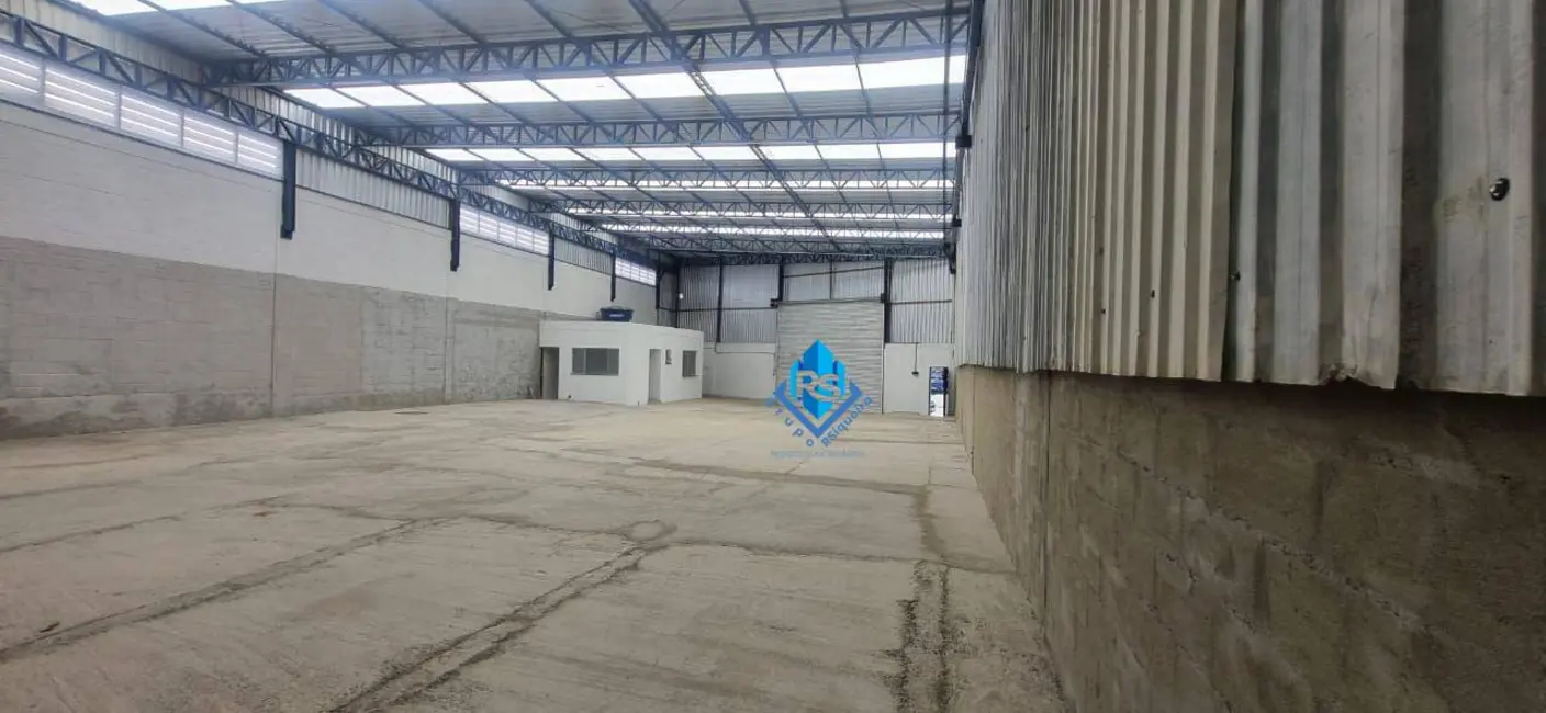 Foto 2 de Armazém / Galpão para alugar, 500m2 em Parque João Ramalho, Santo Andre - SP