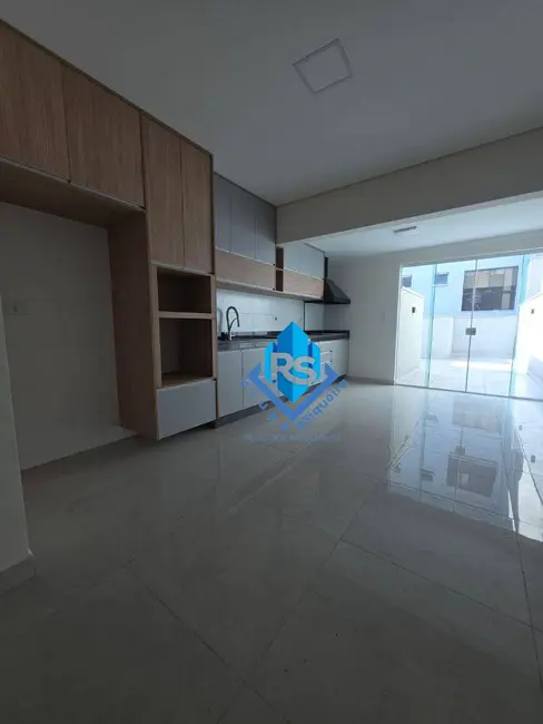 Foto 5 de Sobrado com 3 quartos à venda, 140m2 em Vila Camilópolis, Santo Andre - SP