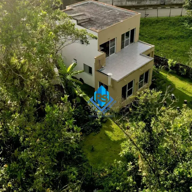 Foto 8 de Casa com 2 quartos à venda, 373m2 em Bertioga - SP