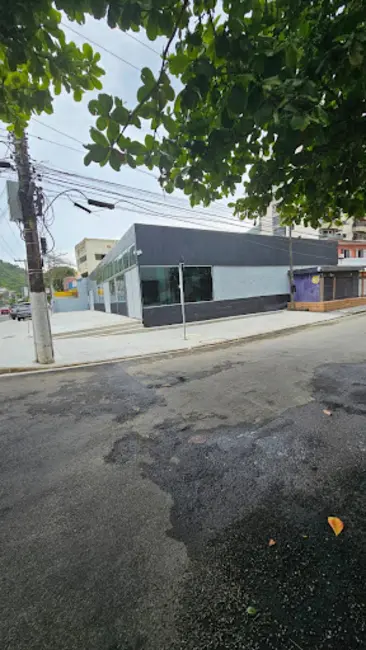 Armazém / Galpão à venda e para alugar, 521m2 em Enseada, Guaruja - SP - imagem 5 Foto 5 de Armazém / Galpão à venda e para alugar, 521m2 em Enseada, Guaruja - SP