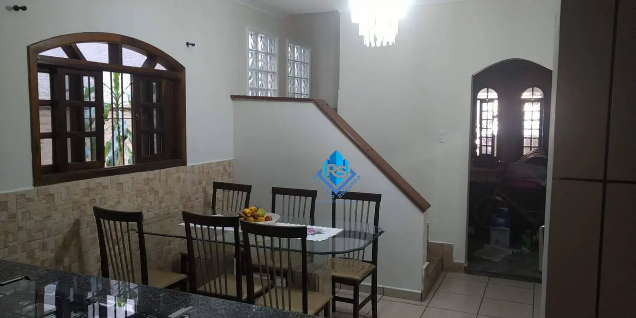 Foto 3 de Casa com 2 quartos à venda, 250m2 em Centreville, Santo Andre - SP