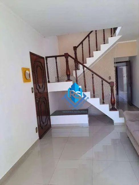 Foto 2 de Sobrado com 3 quartos para alugar, 200m2 em Anchieta, Sao Bernardo Do Campo - SP