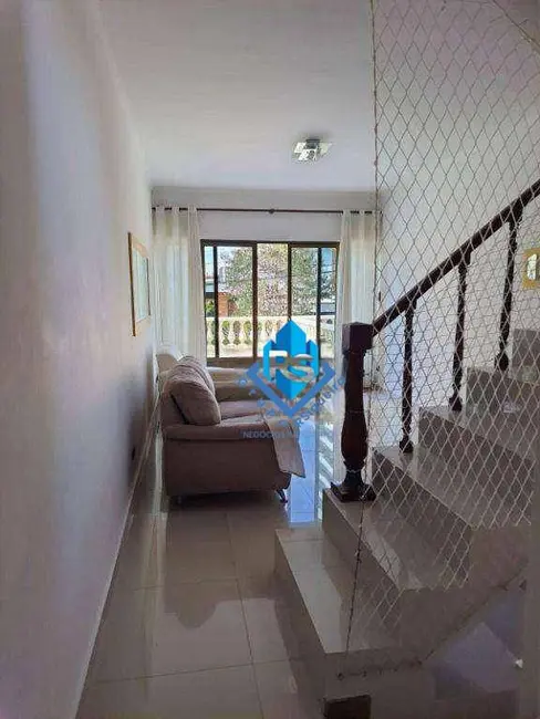 Foto 3 de Sobrado com 3 quartos para alugar, 200m2 em Anchieta, Sao Bernardo Do Campo - SP