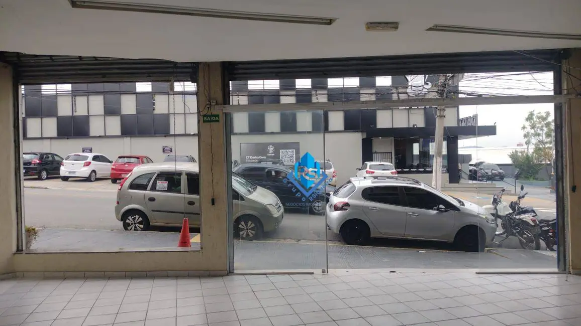 Sala Comercial para alugar, 300m2 em Vila Alto de Santo André, Santo Andre - SP - imagem 6 Foto 6 de Sala Comercial para alugar, 300m2 em Vila Alto de Santo André, Santo Andre - SP