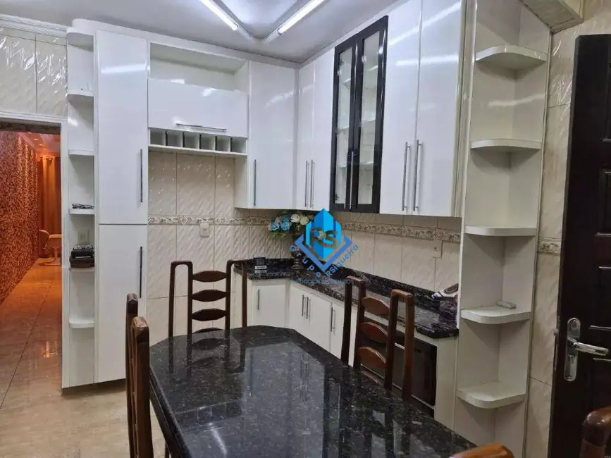 Foto 5 de Sobrado com 3 quartos para alugar, 207m2 em Nova Petrópolis, Sao Bernardo Do Campo - SP