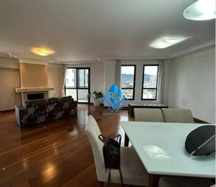 Foto 5 de Apartamento com 3 quartos à venda, 210m2 em Centro, Mogi Das Cruzes - SP