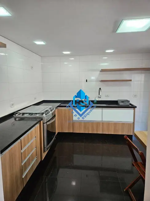 Foto 4 de Sobrado com 3 quartos à venda e para alugar, 180m2 em Nova Petrópolis, Sao Bernardo Do Campo - SP