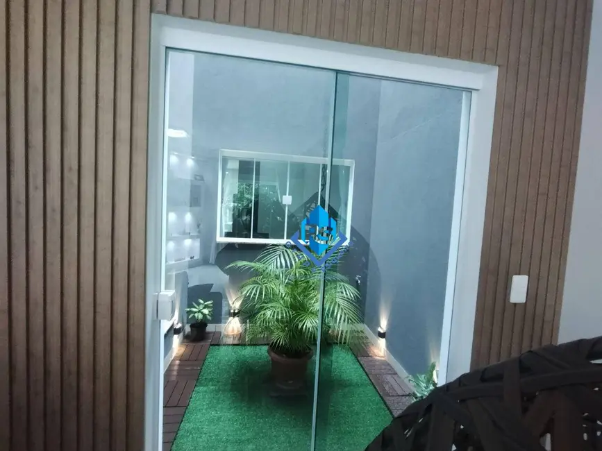 Sobrado com 3 quartos à venda, 136m2 em Sao Bernardo Do Campo - SP - imagem 7 Foto 7 de Sobrado com 3 quartos à venda, 136m2 em Sao Bernardo Do Campo - SP