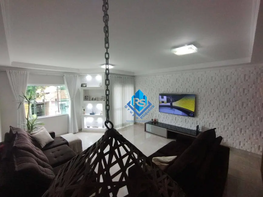 Sobrado com 3 quartos à venda, 136m2 em Sao Bernardo Do Campo - SP - imagem 1 Foto 1 de Sobrado com 3 quartos à venda, 136m2 em Sao Bernardo Do Campo - SP