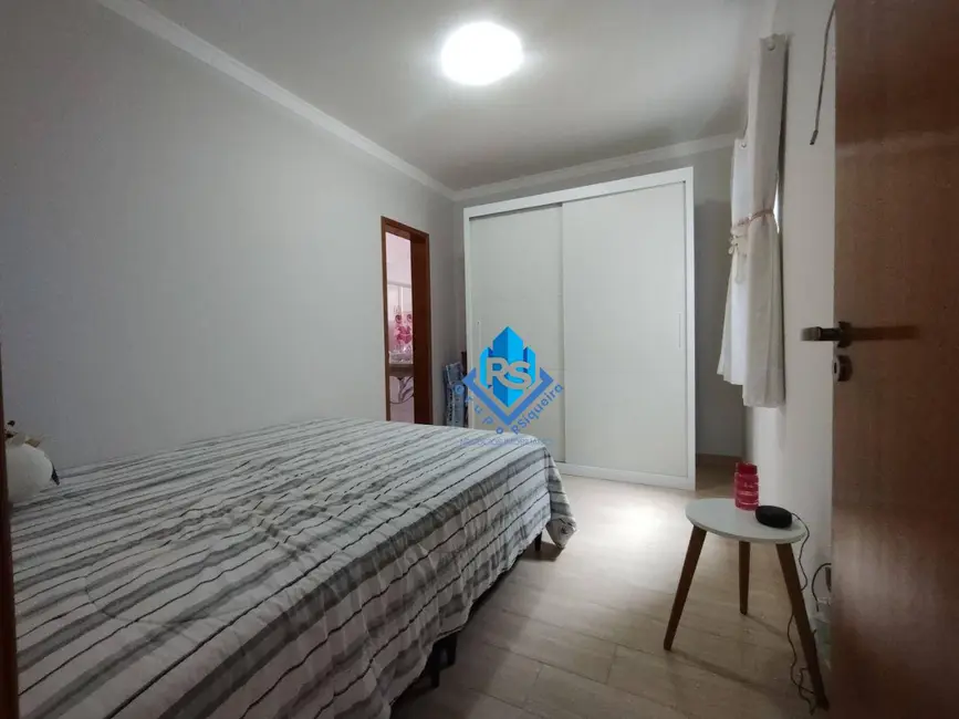 Sobrado com 3 quartos à venda, 136m2 em Sao Bernardo Do Campo - SP - imagem 8 Foto 8 de Sobrado com 3 quartos à venda, 136m2 em Sao Bernardo Do Campo - SP