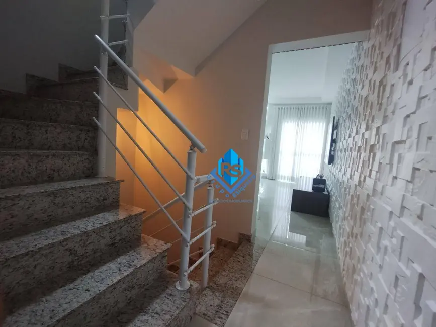 Sobrado com 3 quartos à venda, 136m2 em Sao Bernardo Do Campo - SP - imagem 3 Foto 3 de Sobrado com 3 quartos à venda, 136m2 em Sao Bernardo Do Campo - SP