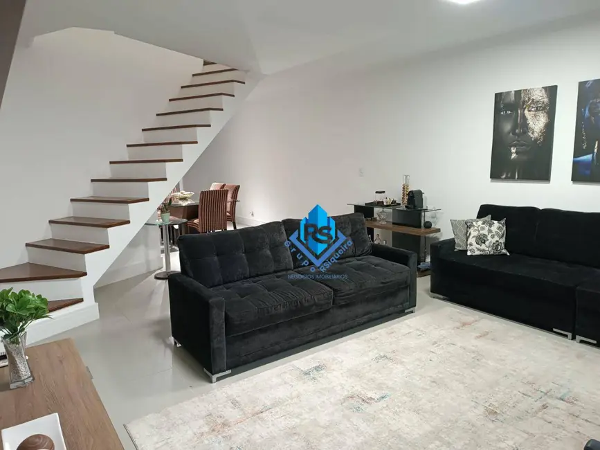 Sobrado com 4 quartos à venda, 145m2 em Nova Petrópolis, Sao Bernardo Do Campo - SP - imagem 1 Foto 1 de Sobrado com 4 quartos à venda, 145m2 em Nova Petrópolis, Sao Bernardo Do Campo - SP