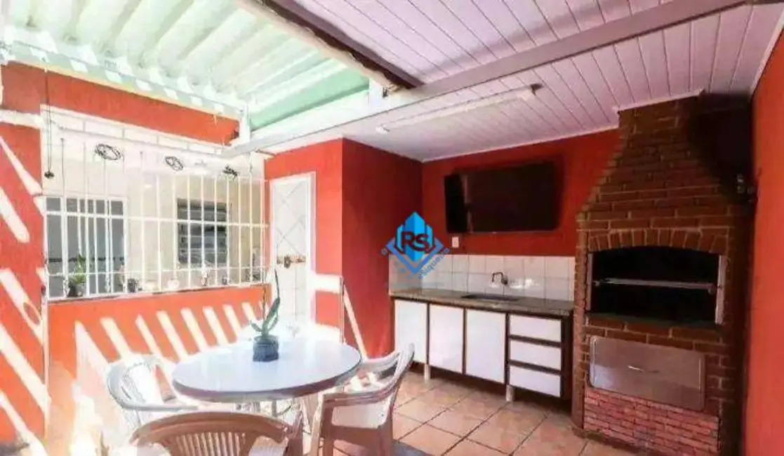 Foto 9 de Sobrado com 3 quartos para alugar, 150m2 em Taboão, Diadema - SP