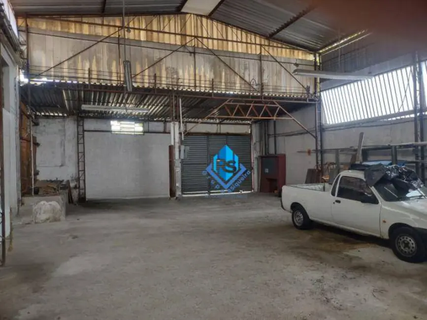 Foto 1 de Armazém / Galpão à venda, 800m2 em Vila Humaitá, Santo Andre - SP