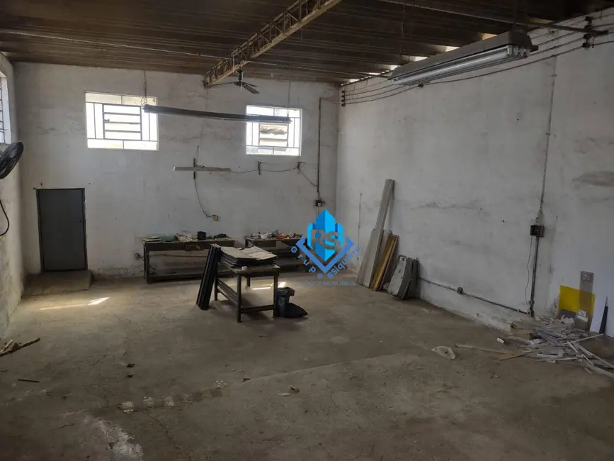 Foto 3 de Armazém / Galpão à venda, 800m2 em Vila Humaitá, Santo Andre - SP