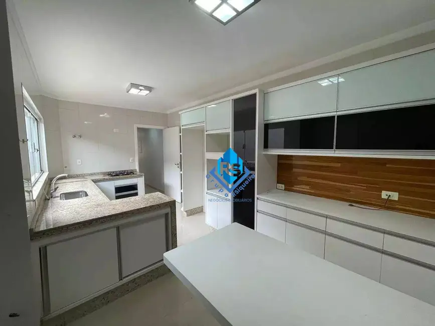 Foto 4 de Sobrado com 3 quartos à venda, 190m2 em Sao Bernardo Do Campo - SP